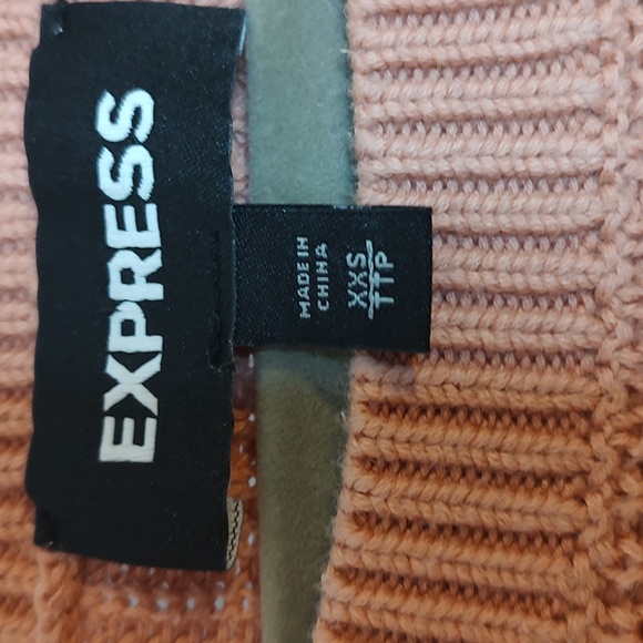 Express Light Mauve High Low Cotton Round Neck Sweater w/ 3/4 Sleeves sz XXS - M - Picture 3 of 5